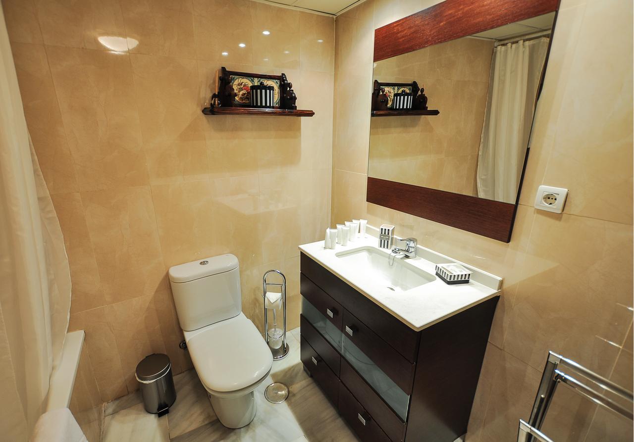 דירות מאלגה Acogedor Apartamento Junto A Calle Larios By Renthas מראה חיצוני תמונה
